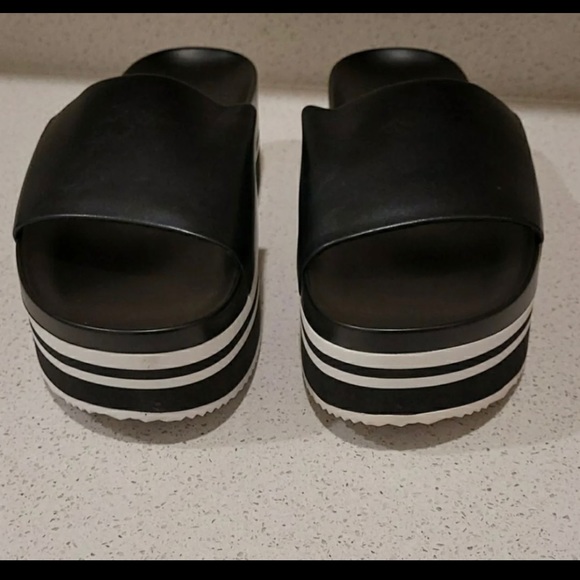 New Aldo Doemma Platform Slides. Size 11. - Picture 3 of 6